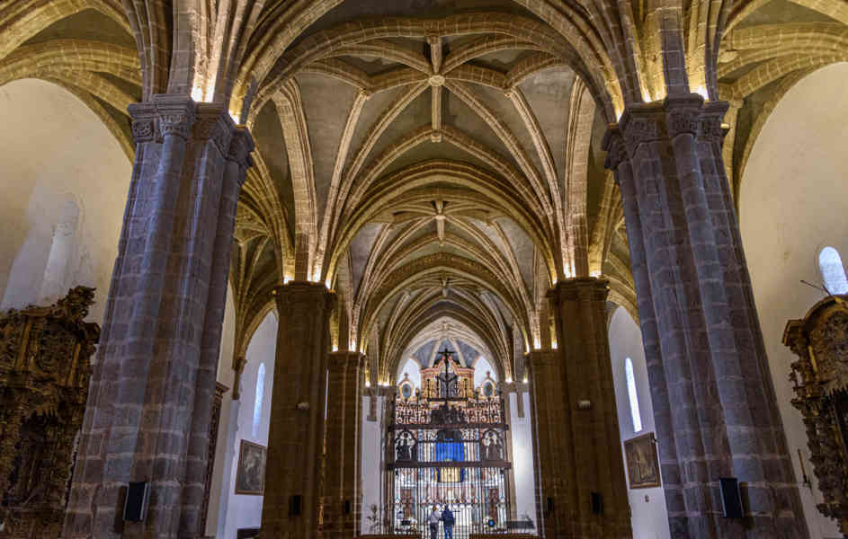 Huelva - Aracena 31 - iglesia prior de Nuestra Señora del Dolor.jpg
